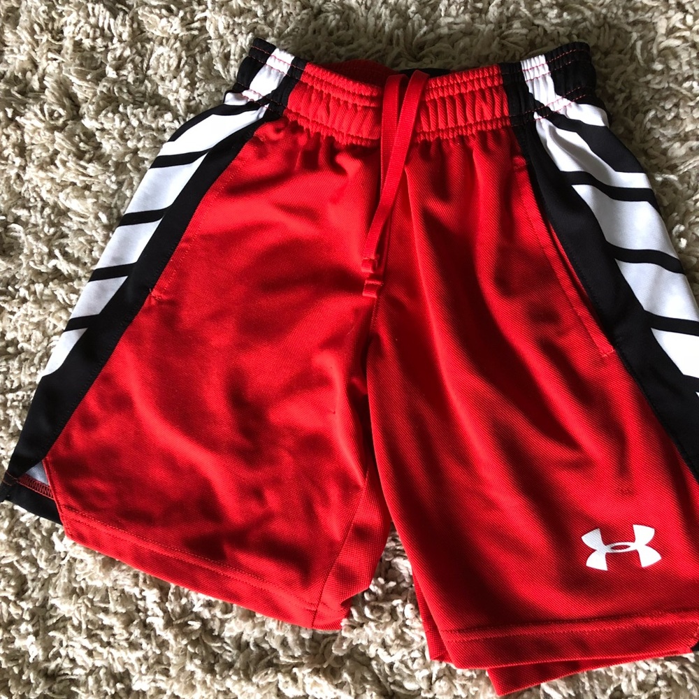 Boys Under Armour shorts